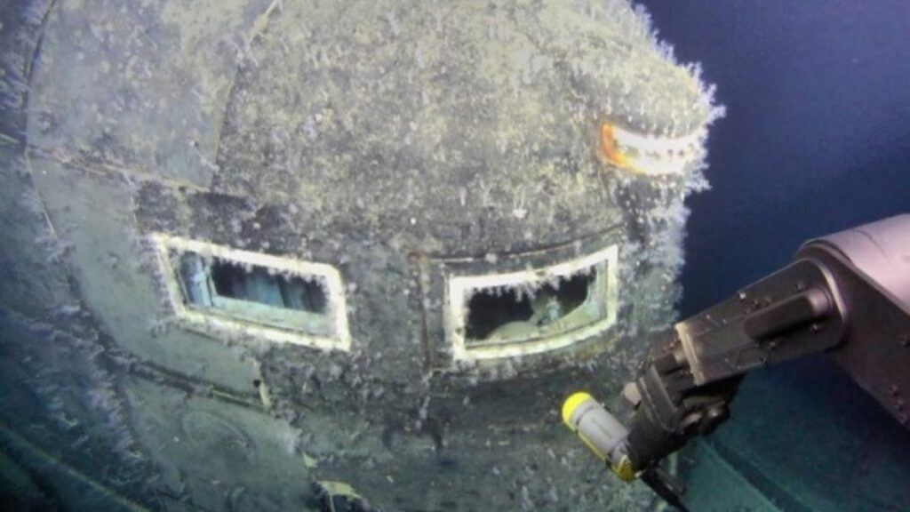 Cientistas monitoram contaminação no oceano ligada à Guerra Fria.