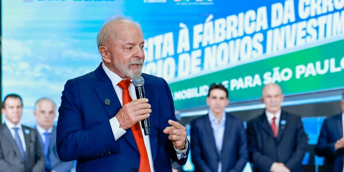 Novo ministro da Fazenda terá missão de propor soluções.