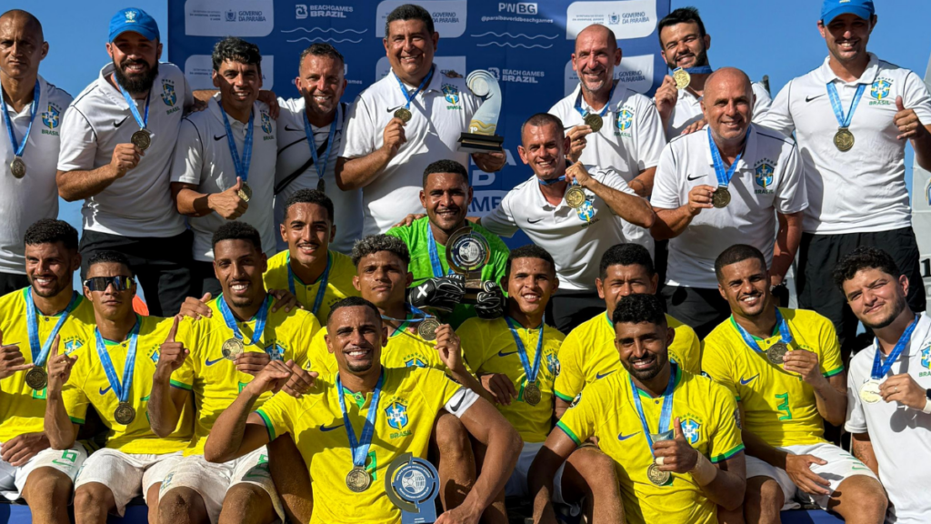 Brasil vence Japão por 7 a 1 e garante título da Copa das Nações de Beach Soccer com campanha invicta.
