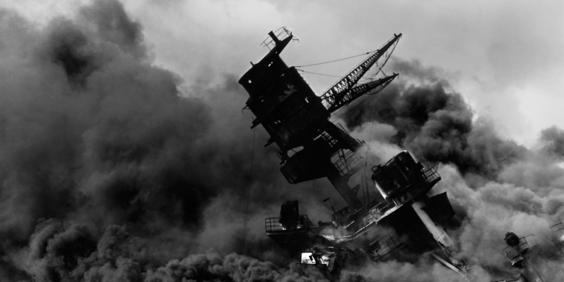 Japão minimiza declaração de Trump sobre Pearl Harbor e relembra que países estavam em guerra na época do ataque.