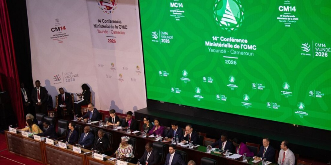 Fim da moratória da OMC pode permitir tarifas sobre streaming e downloads. Brasil lidera resistência entre países em desenvolvimento.