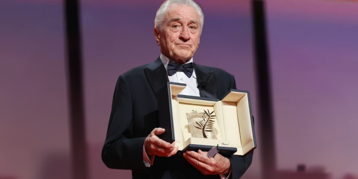 Robert De Niro critica Donald Trump em Cannes, condena tarifa sobre filmes e convoca protestos em defesa da liberdade artística.