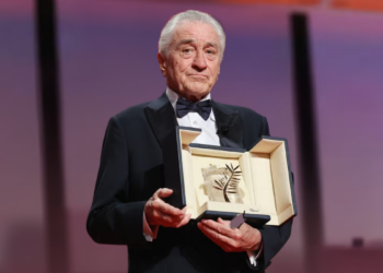 Robert De Niro critica Donald Trump em Cannes, condena tarifa sobre filmes e convoca protestos em defesa da liberdade artística.