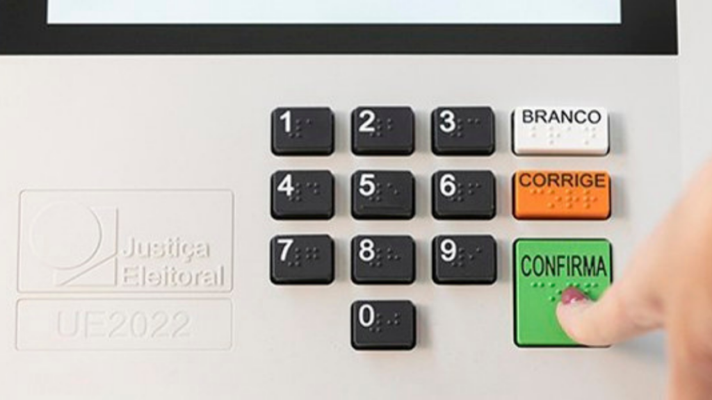 Políticos têm até 4 de abril para se afastar de cargos públicos e disputar eleições. Prazo é decisivo no calendário eleitoral.