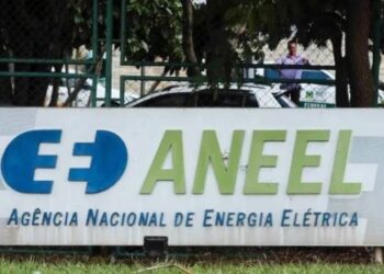 Conta de luz no RJ terá aumento médio de 15,46%.