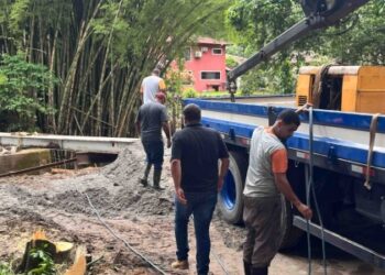 Prefeitura monitora áreas atingidas e mobiliza gabinete de crise