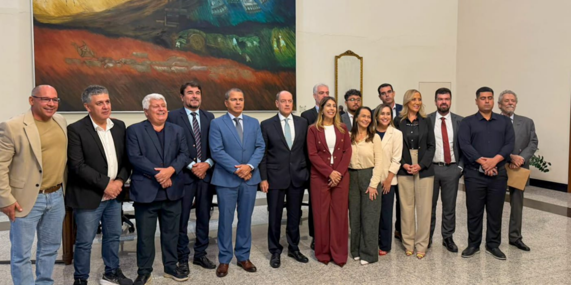 Quissamã reforça articulação com Estado para defender royalties do petróleo antes de decisão do STF.