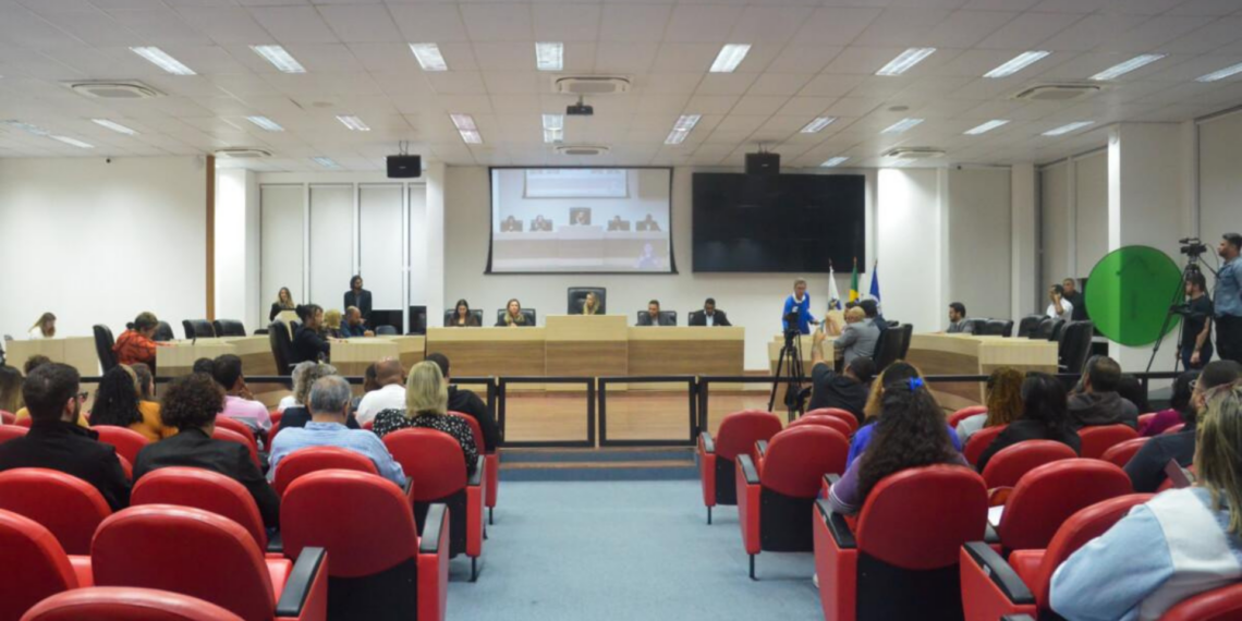 Câmara de Macaé discute medidas para ampliar prevenção e tratamento do câncer no município.