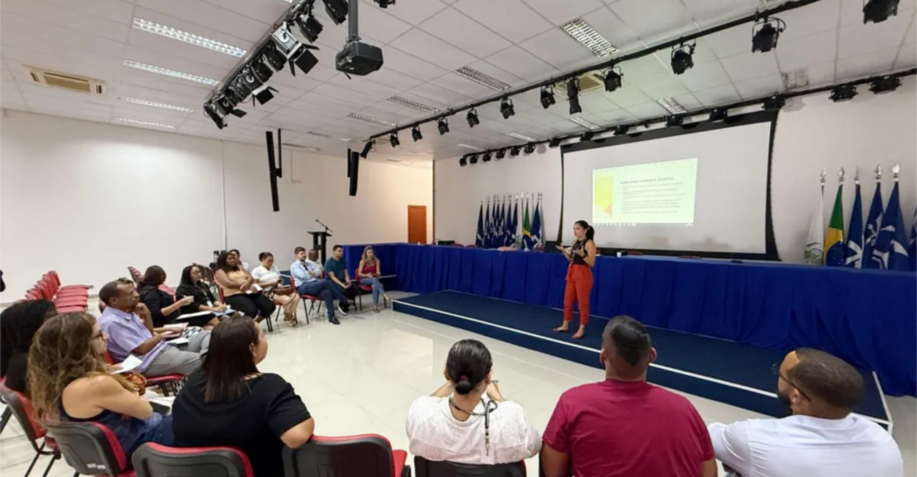 Treinamento na Câmara de Macaé prepara servidores para atuação responsável durante o período eleitoral de 2026.