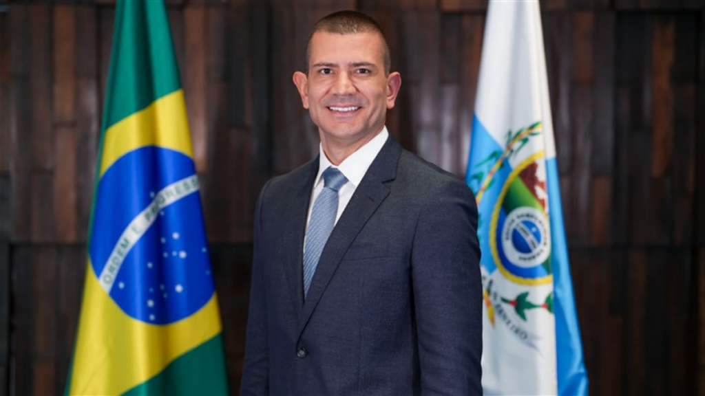 Novo presidente destacou diálogo entre deputados.