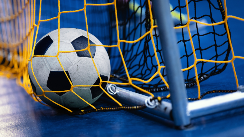 Programação esportiva movimenta Macaé com futsal, bodyboarding e atividades inclusivas.