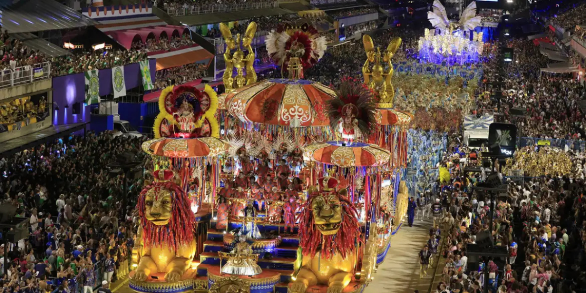 Liesa e prefeitura do Rio definem ampliação do Grupo Especial do carnaval carioca para até 15 escolas de samba em 2030, com transição gradual e novas regras de acesso.