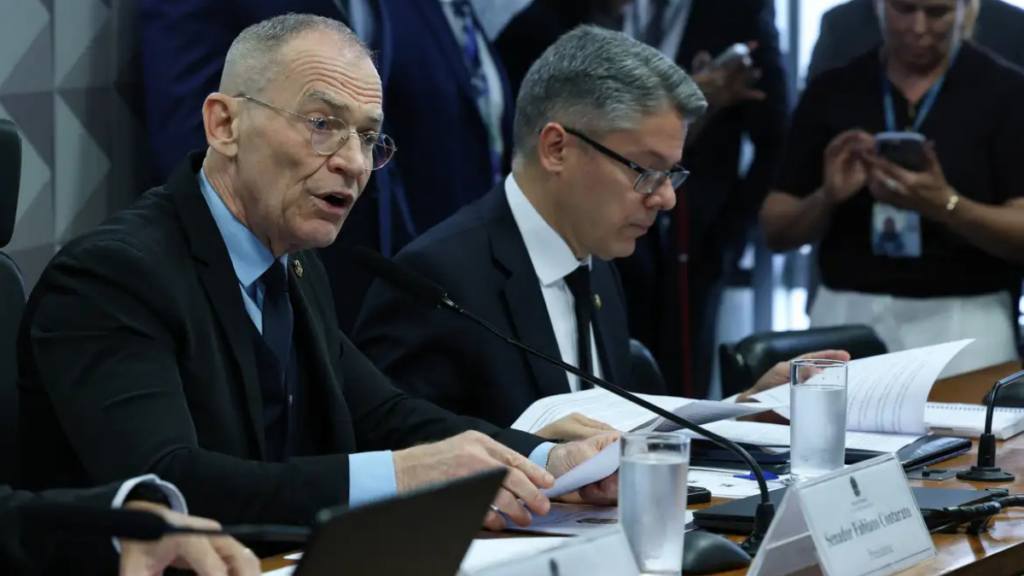 CPI do Crime Organizado apresenta relatório final com pedidos de indiciamento de autoridades e diagnóstico sobre facções e crime organizado no Brasil.