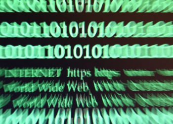 Brasil registra aumento de 126% em deepfakes em 2025, segundo a Sumsub. Órgãos como a Abin e o TSE alertam para riscos nas eleições de 2026.