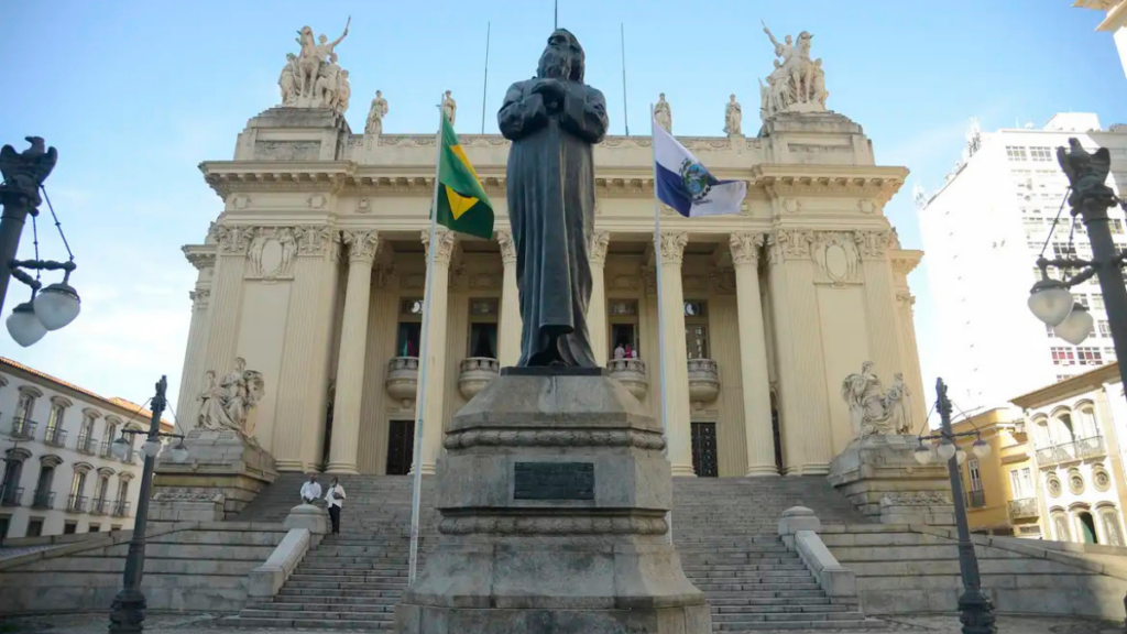 Governo diz que equipamentos aparentavam ser antigos e sem funcionamento