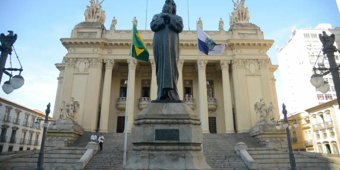 Governo diz que equipamentos aparentavam ser antigos e sem funcionamento