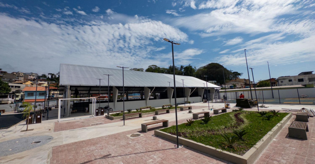 Praça do Servidor reforça revitalização urbana em Macaé.