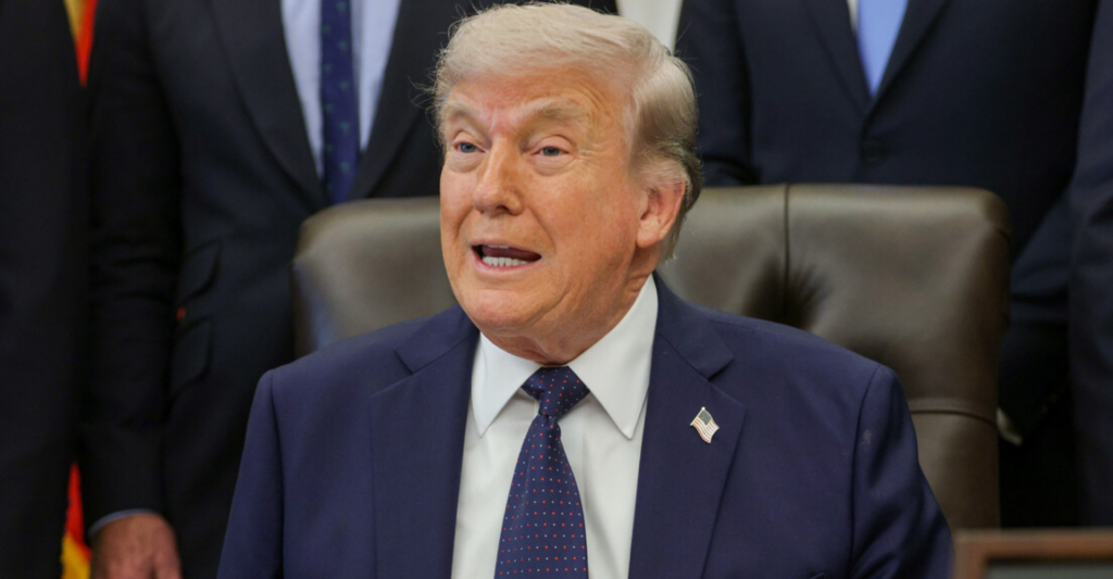 Donald Trump cancela viagem de enviados ao Paquistão para negociações com o Irã e aumenta tensão sobre futuro das conversas diplomáticas.