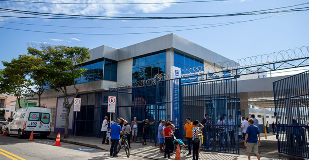 Secretaria de Saúde de Campos realiza ação no Centro Dona Alba.