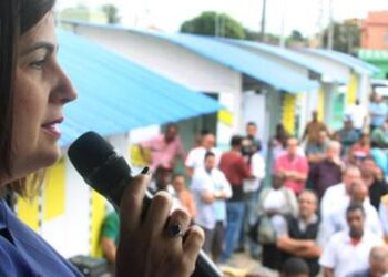 Rosinha Garotinho não pode assumir cargo na Prefeitura de Campos neste momento por impedimento judicial, segundo o prefeito