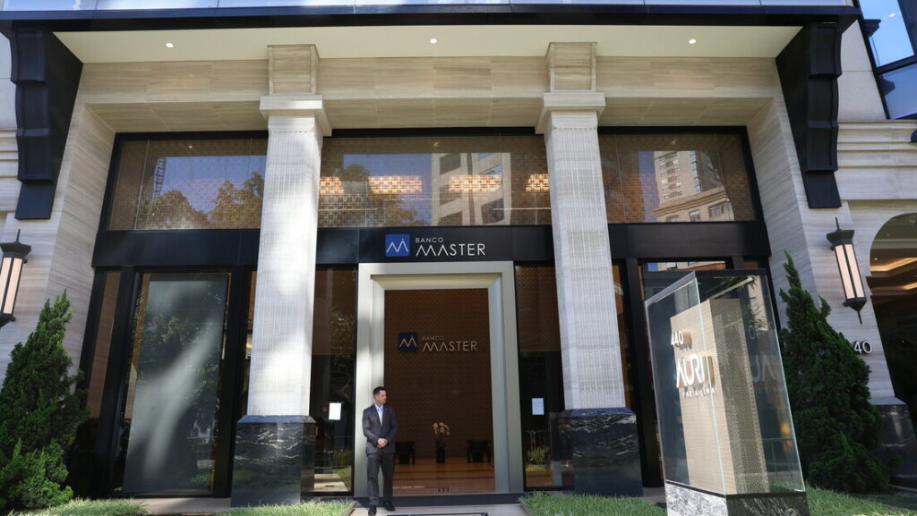 FGC informa que R$ 2,2 bilhões ainda aguardam resgate por clientes do Banco Master após liquidação da instituição financeira.