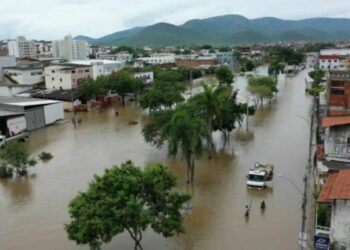 Chuva forte ameaça cidades da Bahia e mobiliza alerta das autoridades