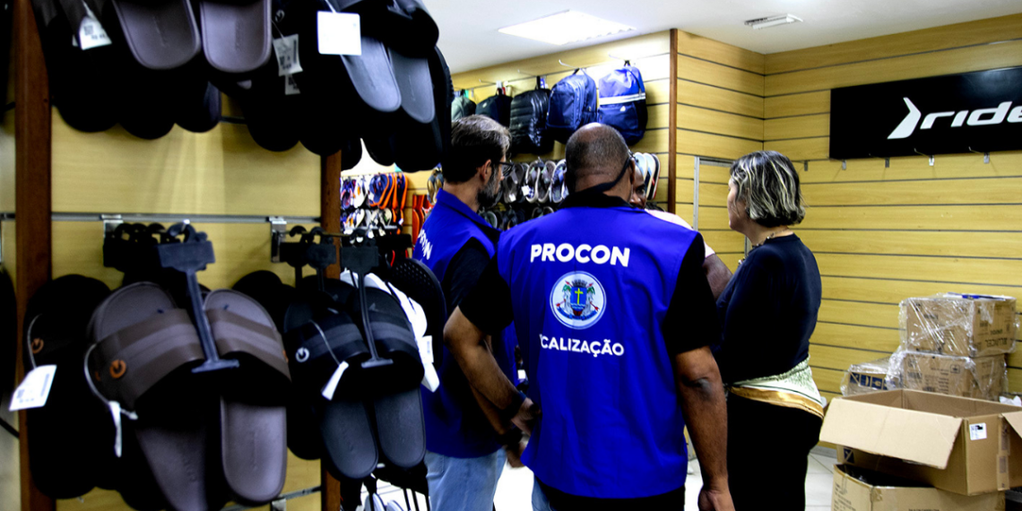 Procon de Macaé orienta consumidores sobre direitos, trocas e cuidados nas compras do Dia das Mães para evitar prejuízos e golpes.
