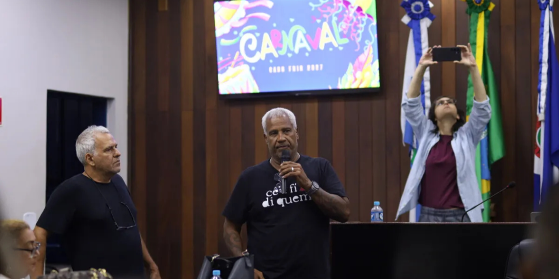 Prefeitura, Câmara e Liga das Escolas trabalham em projeto conjunto para resgatar tradição carnavalesca