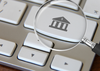 Operação Fluxo Oculto investiga fintechs suspeitas de atuar como bancos paralelos em esquema de lavagem de dinheiro, sonegação fiscal e adulteração de combustíveis.
