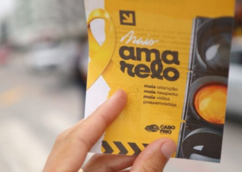 Cabo Frio encerra o Maio Amarelo 2026 com blitz educativa na Praça Porto Rocha e reforça conscientização sobre segurança no trânsito.