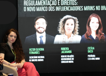 Evento em Brasília debateu regulamentação digital, proteção de influenciadores mirins e criação de ambientes mais seguros para crianças na internet.