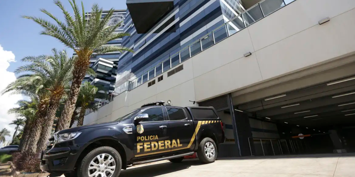 Polícia Federal e CGU realizam nova etapa da Operação Sem Desconto para investigar cobranças indevidas em benefícios de aposentados e pensionistas.