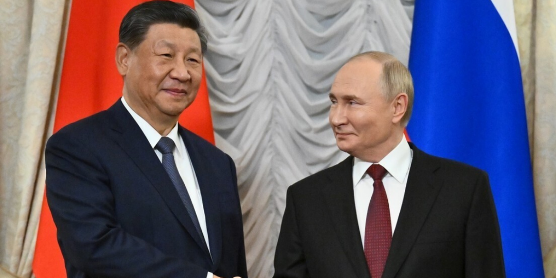 Vladimir Putin afirmou que Rússia e China avançaram nas negociações para ampliar cooperação em petróleo e gás, fortalecendo parceria estratégica.