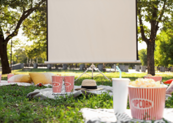 Cinema Inflável leva sessões gratuitas de cinema e atividades culturais a Sapucaia (RJ), com programação entre 15 e 17 de maio no distrito de Anta.