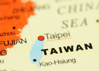 Donald Trump afirma que políticas dos EUA permitiram avanço de Taiwan na indústria de semicondutores e critica perda de protagonismo americano no setor de chips.