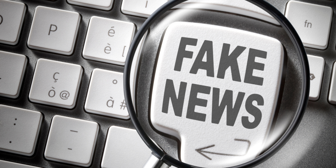Especialistas explicam como o viés de confirmação influencia opiniões, fortalece a desinformação e afeta a interpretação dos fatos nas redes sociais e no cotidiano.