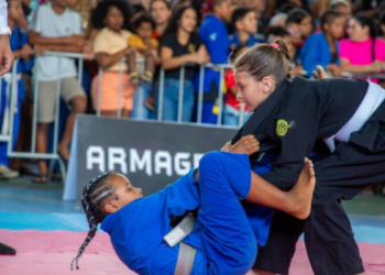 Programa Bolsa Atleta 2026 abre inscrições em Rio das Ostras com bolsas de até R$ 800 para atletas de rendimento. Cadastro segue até 22 de maio.