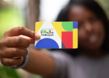 Aplicativo do Bolsa Família recebe atualização com novas funções, acessibilidade e integração com programas sociais do governo.