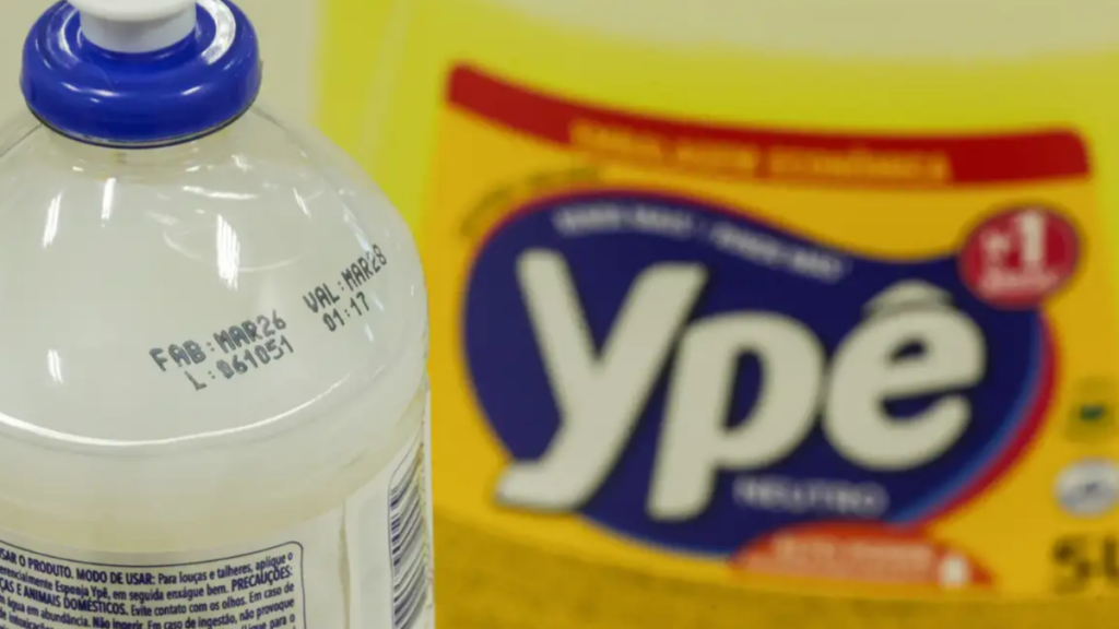 Consumidores devem guardar produtos da Ypê com lote final 1 e evitar descarte até novas orientações.