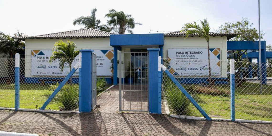 Vestibular Cederj 2026 tem inscrições prorrogadas em Rio das Ostras. Município oferece vagas para Gestão de Turismo e Design Gráfico.
