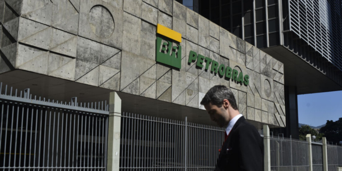 Petrobras altera sistema interno de funcionários e substitui opção “masculino” por novas classificações de gênero.
