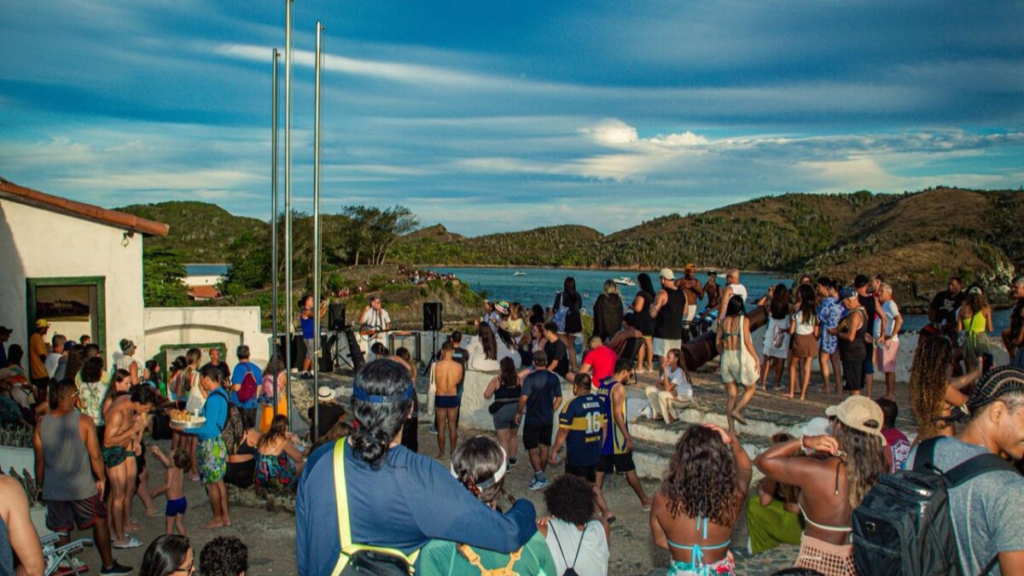 Cabo Frio recebe neste fim de semana feiras culturais, exposições gratuitas e Festa de Santa Sara em vários pontos da cidade.