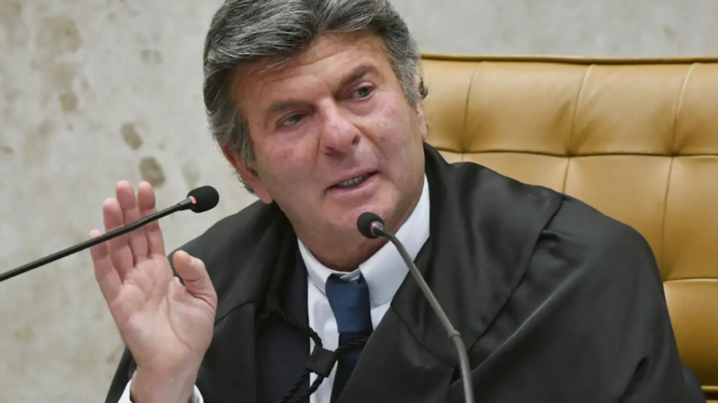 STF forma placar parcial para manter prisões de familiares de Daniel Vorcaro em caso de fraudes financeiras investigadas pela PF. 