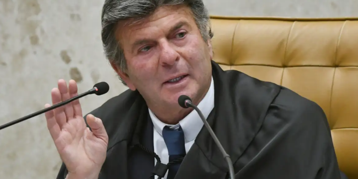 STF forma placar parcial para manter prisões de familiares de Daniel Vorcaro em caso de fraudes financeiras investigadas pela PF. 