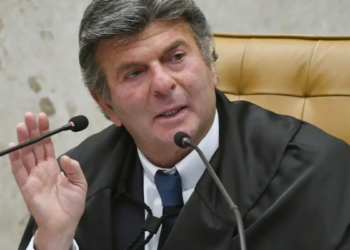 STF forma placar parcial para manter prisões de familiares de Daniel Vorcaro em caso de fraudes financeiras investigadas pela PF. 