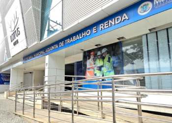 A Secretaria de Trabalho e Renda de Macaé está com 1236 vagas de emprego abertas em diversos setores. Atendimento presencial acontece na Praia Campista e também há cadastro online.