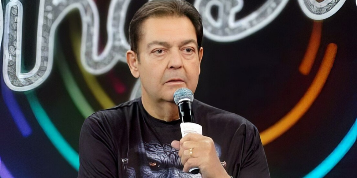 O apresentador Fausto Silva está internado em São Paulo para um procedimento médico já previsto pela equipe de saúde.