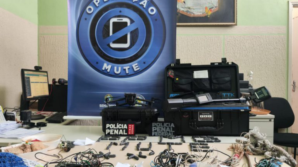 Operação Mute apreende 680 celulares em presídios de todo o país e intensifica ações de combate ao crime organizado no sistema prisional brasileiro.