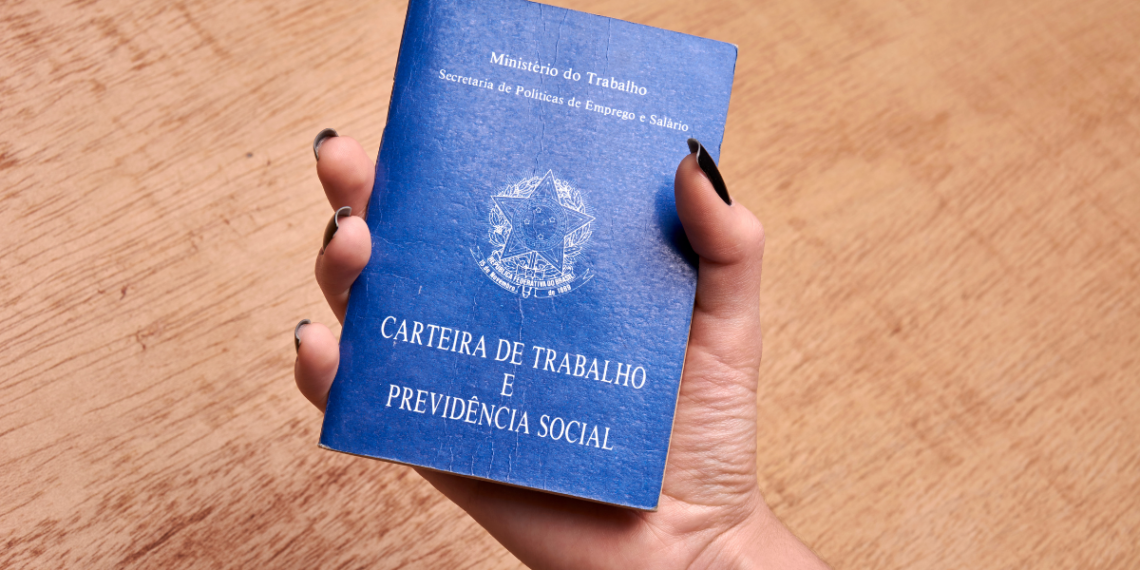 Programa Emprego Já oferece mais de 480 vagas de emprego em Cabo Frio, com oportunidades nos setores de comércio e serviços.