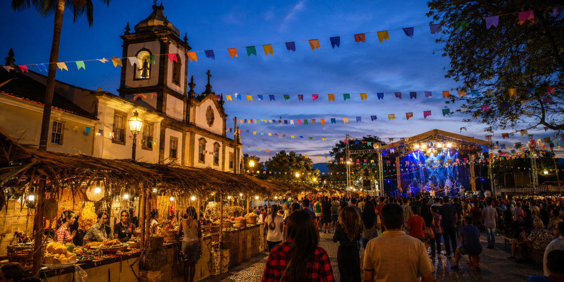Festa de São João Batista em Macaé terá novena, arrecadação de alimentos, shows, procissão e Missa Solene no dia 24 de junho.